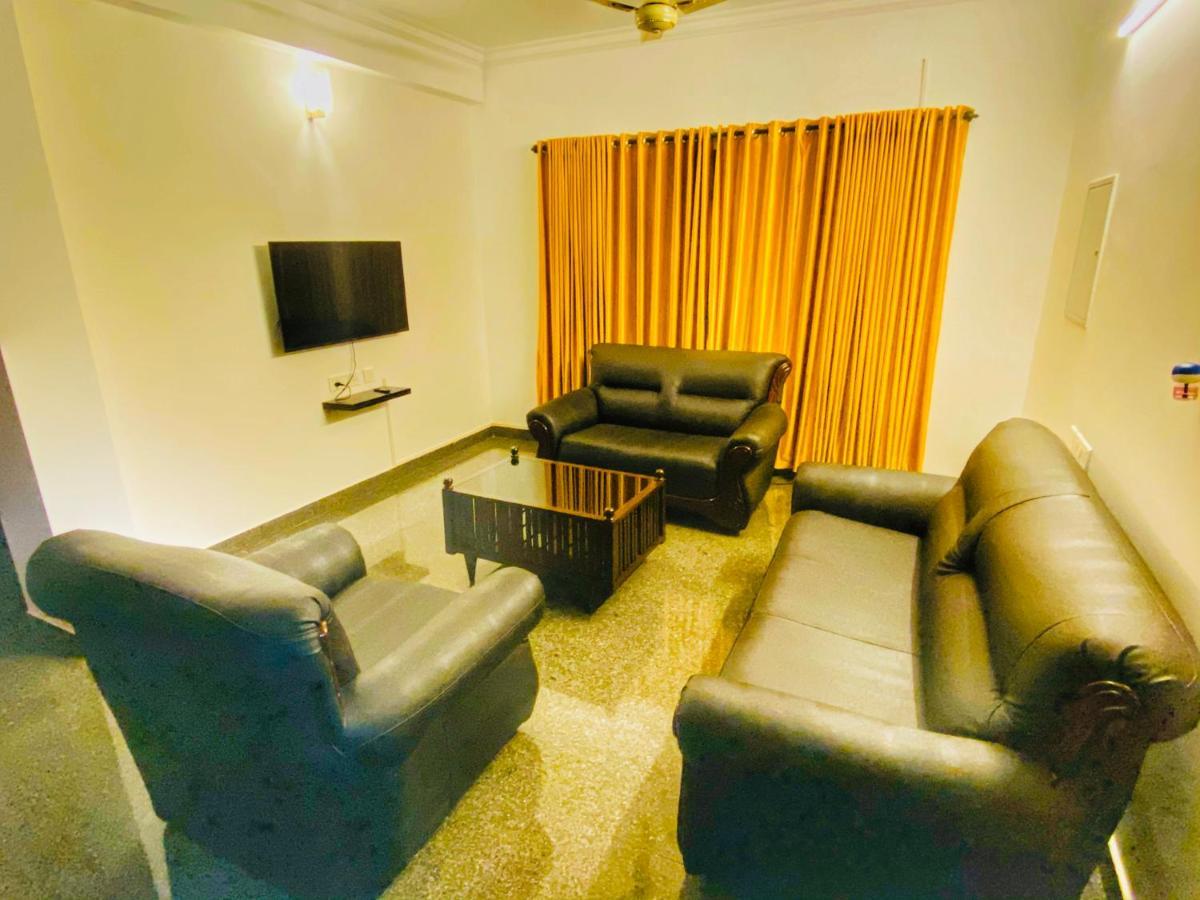 Beersheba Three Bed Room A/C Apartments 特里凡得琅 外观 照片
