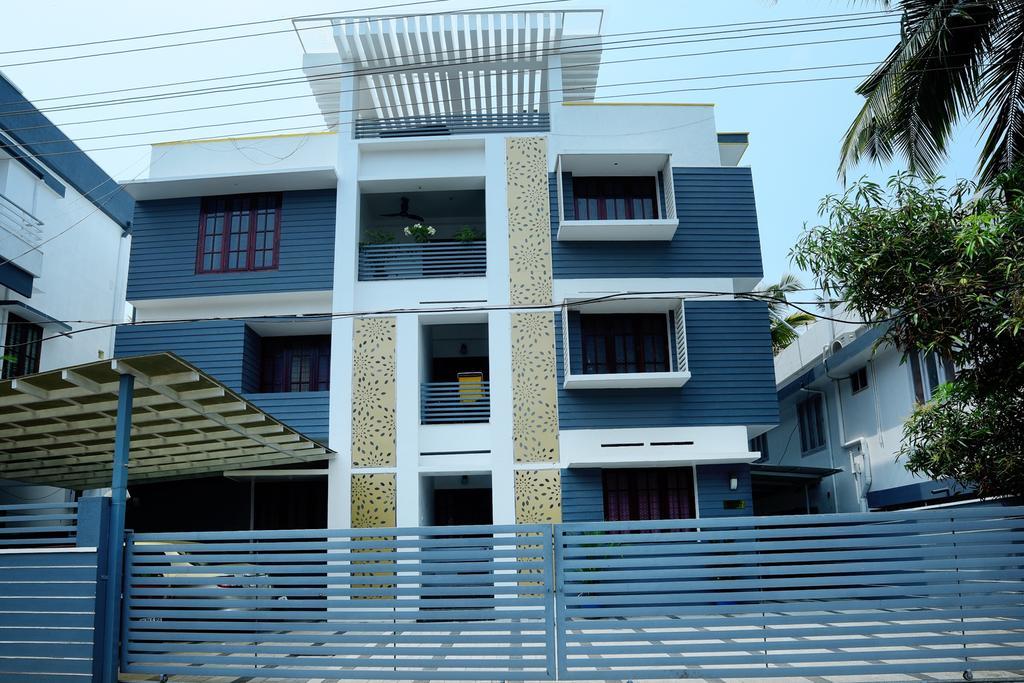 Beersheba Three Bed Room A/C Apartments 特里凡得琅 外观 照片