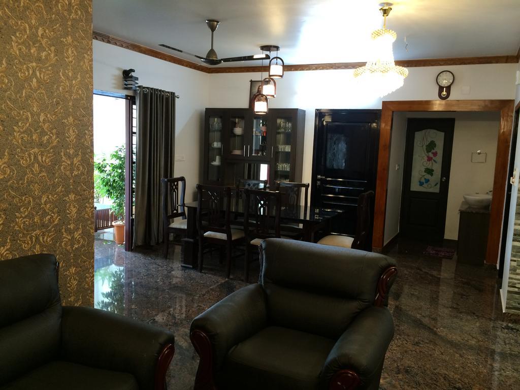 Beersheba Three Bed Room A/C Apartments 特里凡得琅 外观 照片